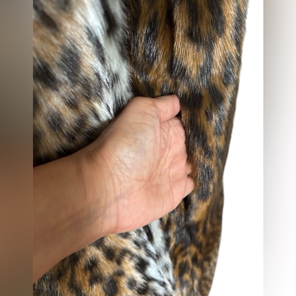 W BY WORTH Faux Leopard Coat NWT IN MEDIUM - Picture 6 of 11